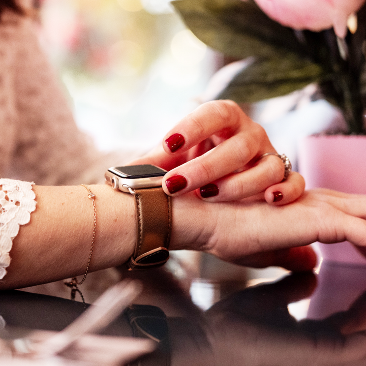 Maryline - Bracelet Apple Watch cuir de vachette satiné Bronze 42 mm