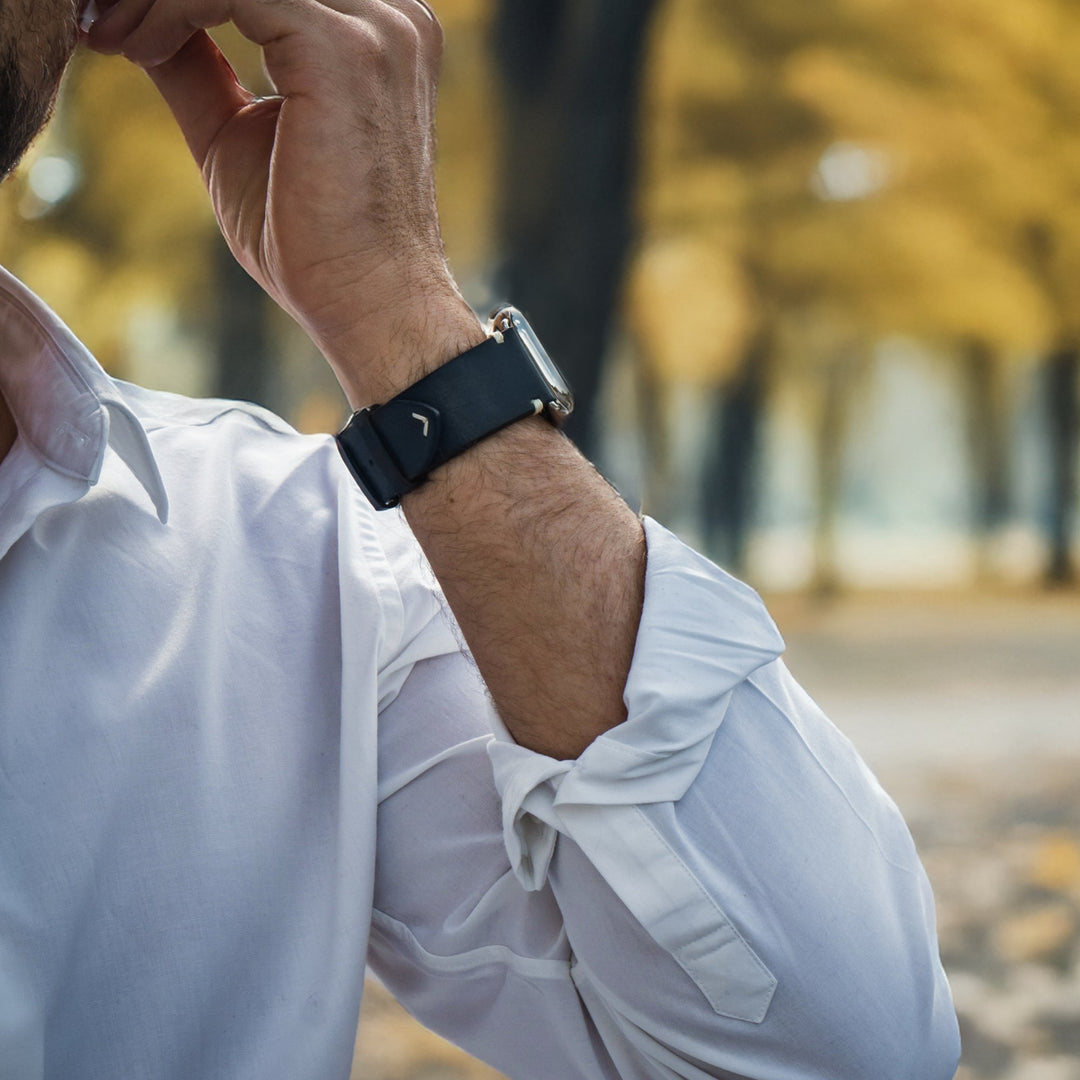 Vintage - Bracelet Apple Watch cuir pleine fleur Logan bleu encre 42 mm