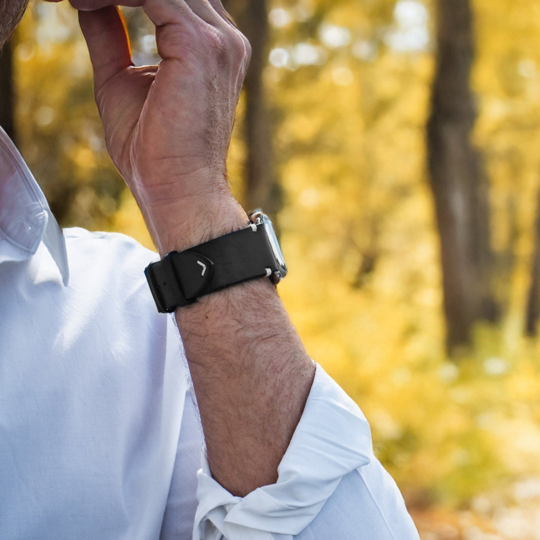 Vintage - Bracelet Apple Watch cuir pleine fleur Logan noir 46 / 49 mm