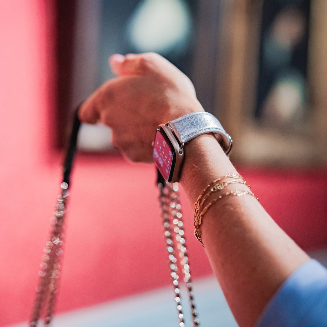 Maryline 2023 - Bracelet Apple Watch cuir de vachette satiné Diamant 46 / 49 mm