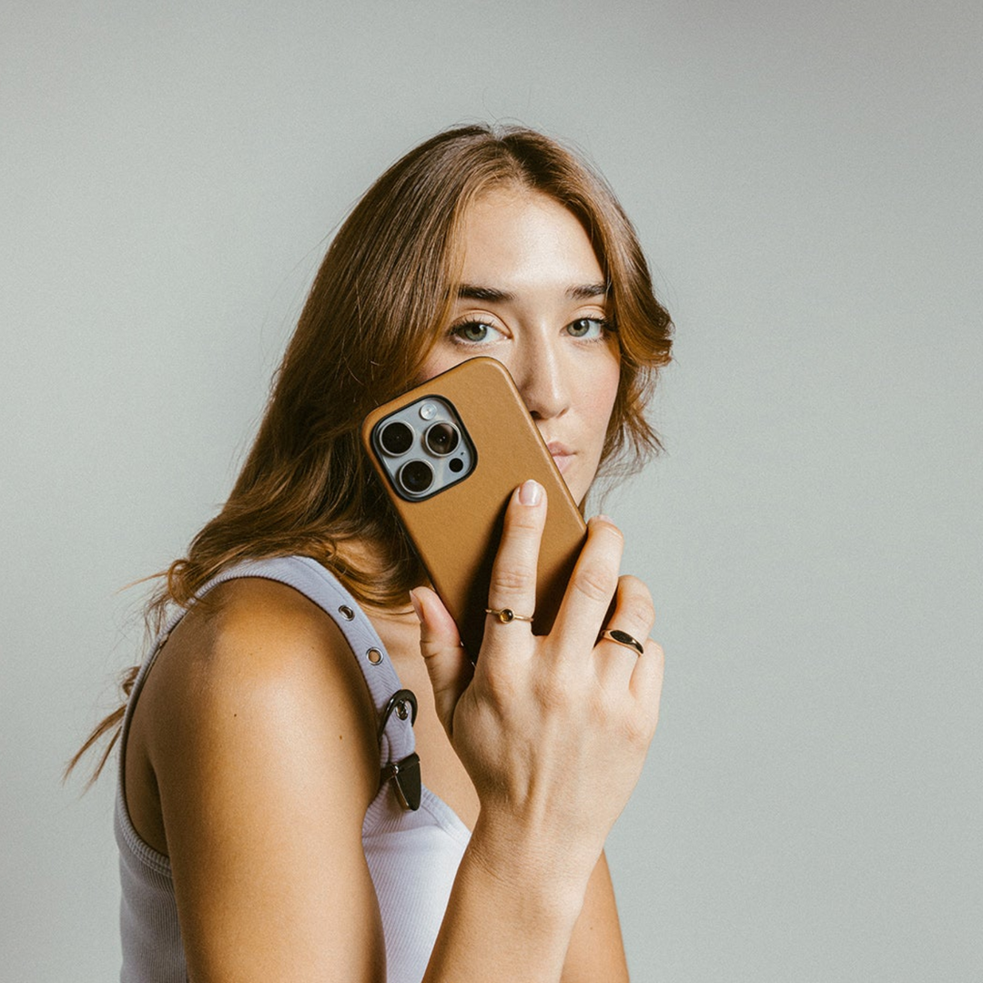 Nomad - Coque Modern Cuir - iPhone 16 Pro - English Tan