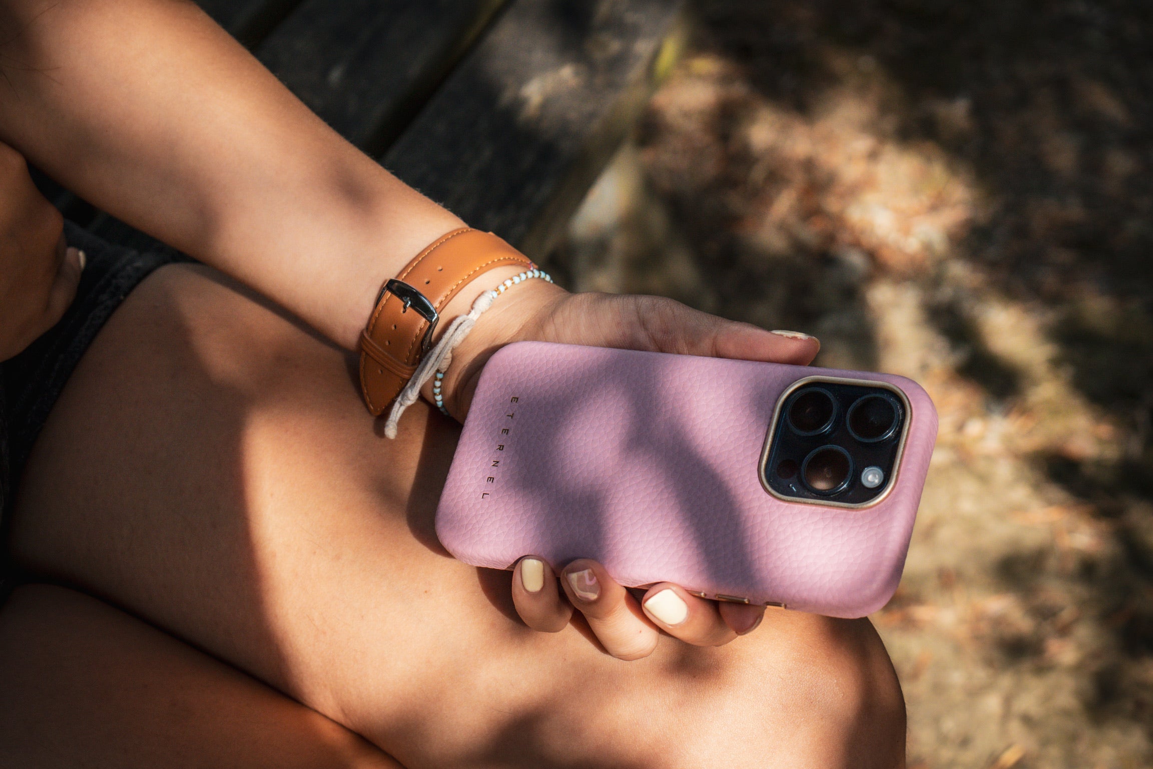 Coque Rose iPhone 15 Pro