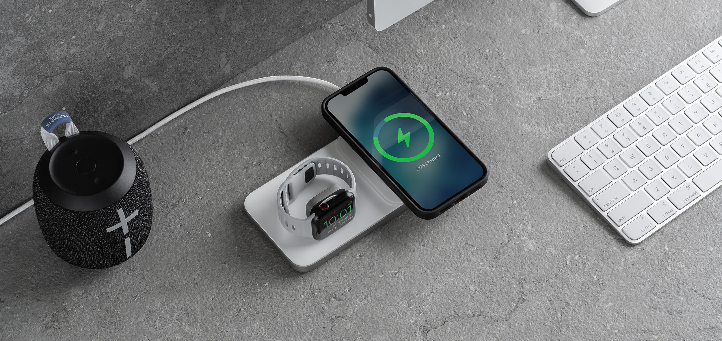 Chargeur à induction 3 en 1 pour iPhone, Apple Watch (Série 1, 2, 3, 4, 5,  6, SE, 7), AirPods et Airpods Pro et Pro 2 - Noir - Français